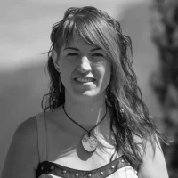 Émilie Terreau, formatrice Humans Cloud en LaHoChi et soins énergétiques